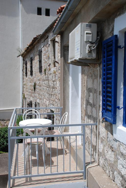 Apartments Slavica Rafailovici Budva Rum bild