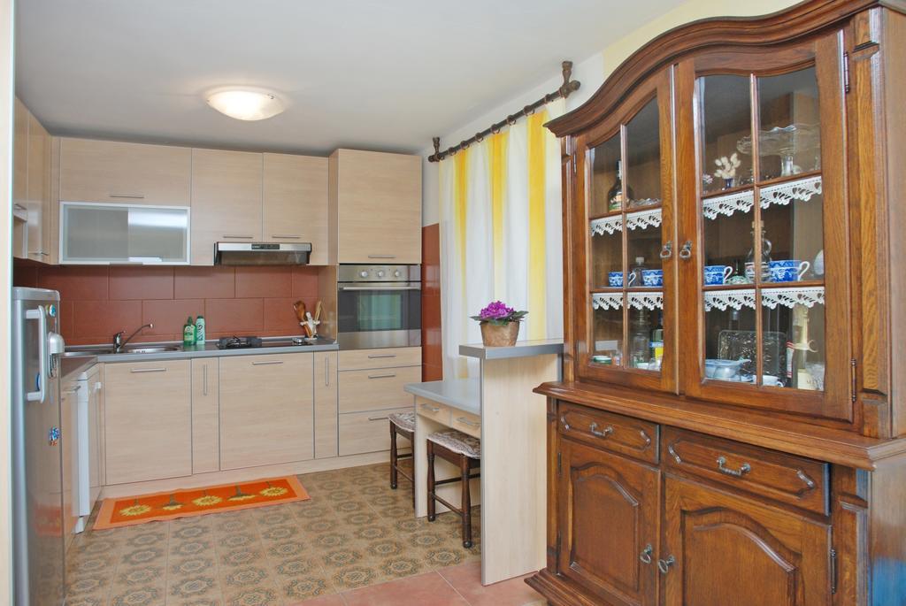Apartments Slavica Rafailovici Budva Rum bild