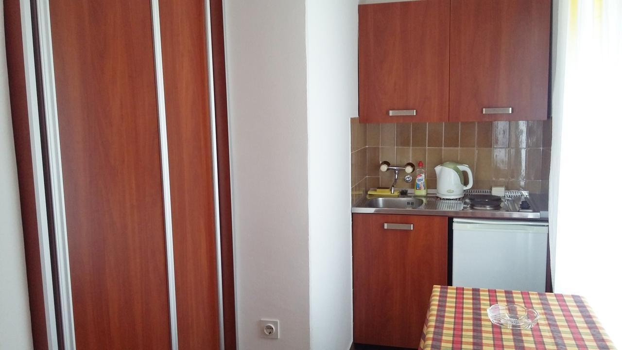 Apartments Slavica Rafailovici Budva Exteriör bild