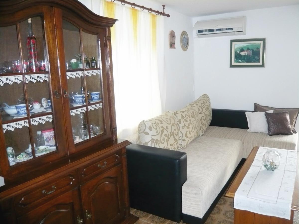 Apartments Slavica Rafailovici Budva Exteriör bild